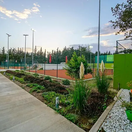 מלון Olive Farm Of (adults Only)