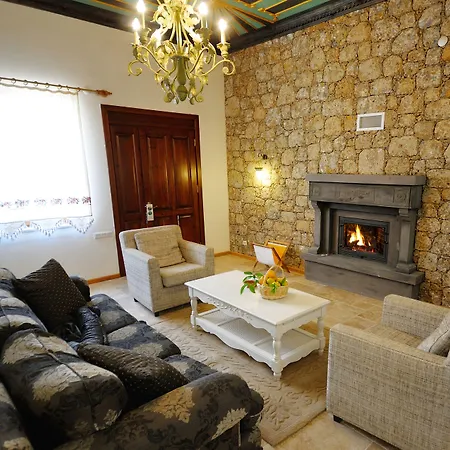 Olive Farm Of (adults Only) מלון 2*